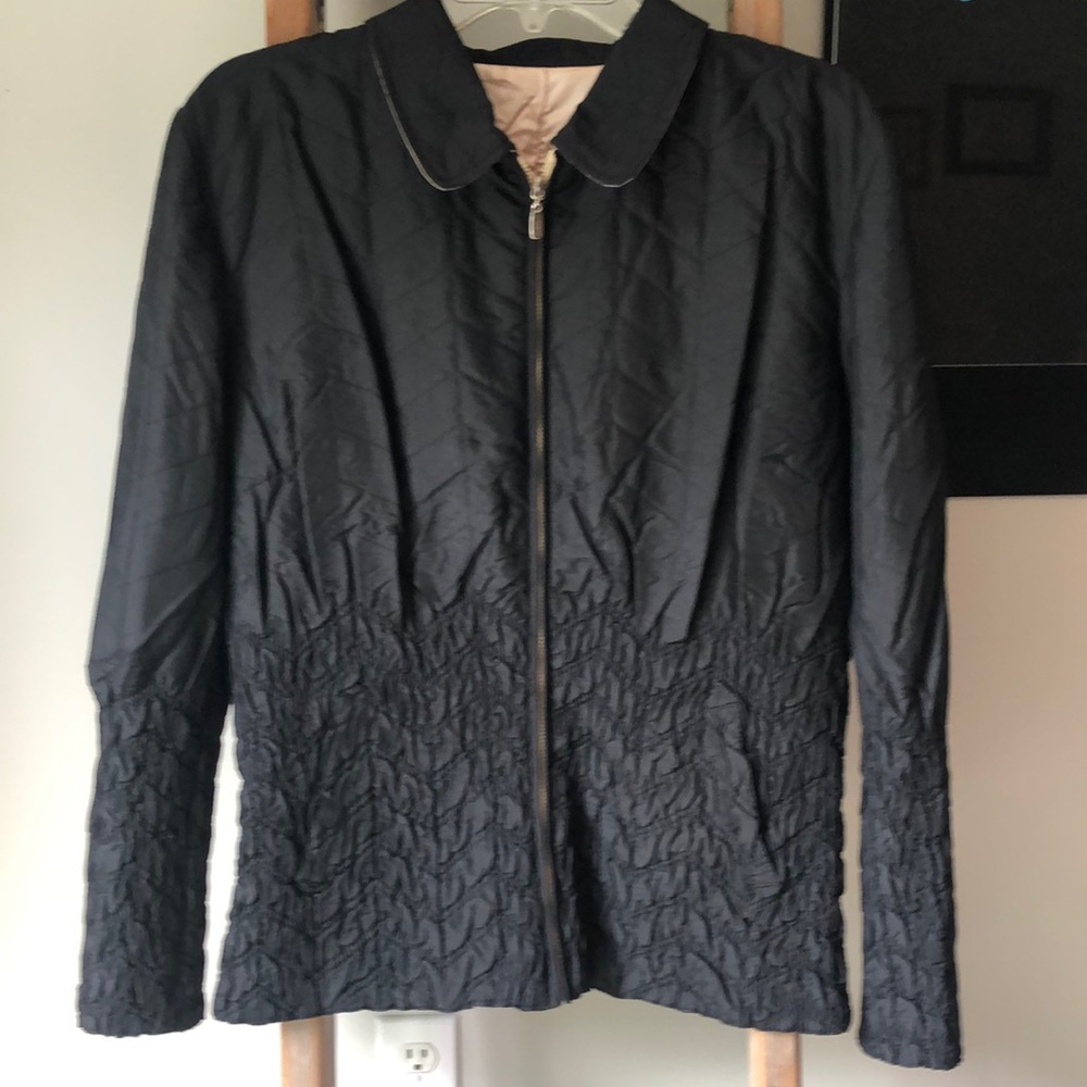 Elegant Reversible Black/Cream Women's Quilted Jacket